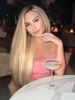 Aksena escort in Monaco