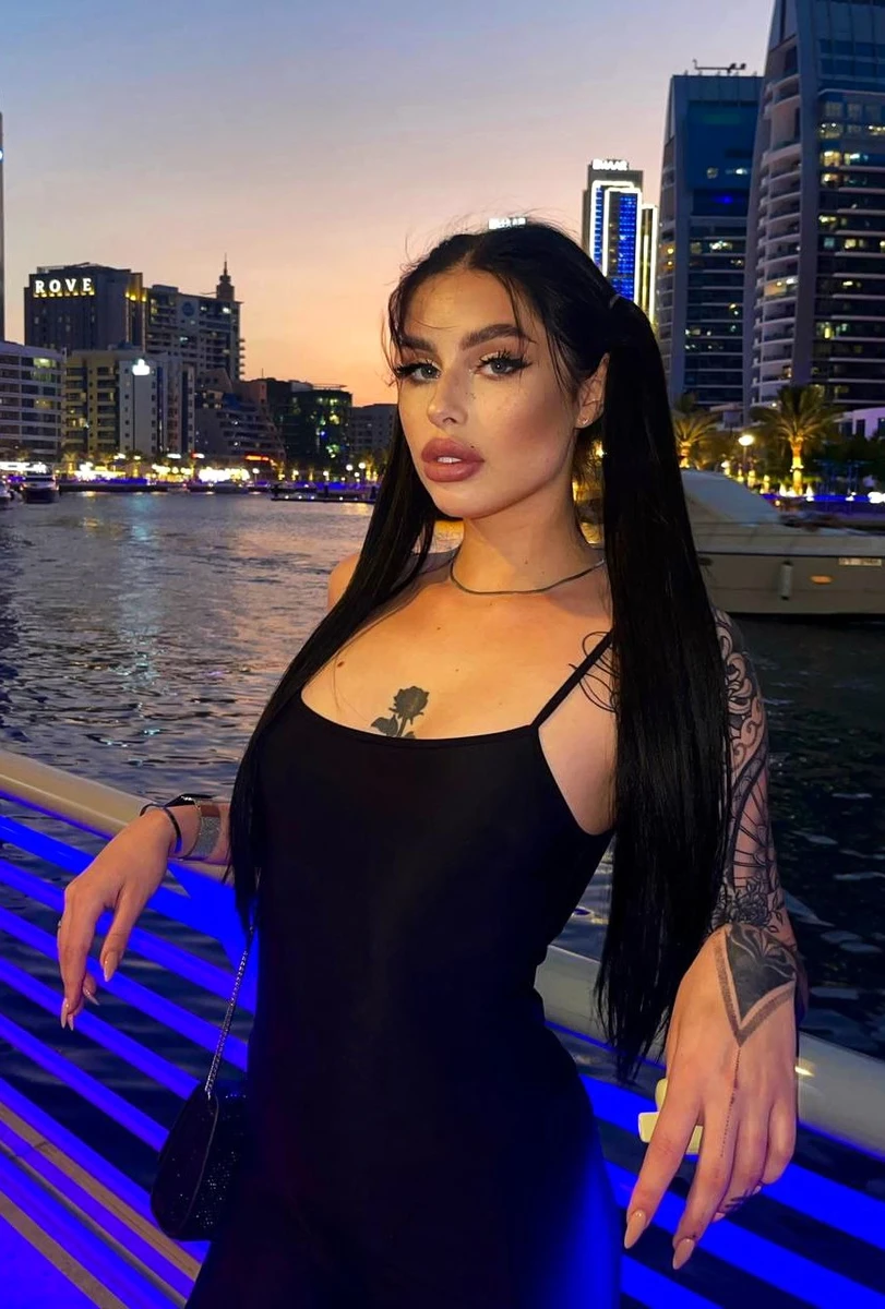 Aleks escort in Monaco