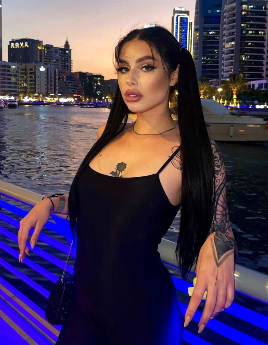 Aleks escort in Monaco