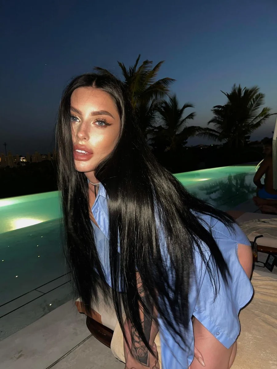 Aleks escort in Monaco