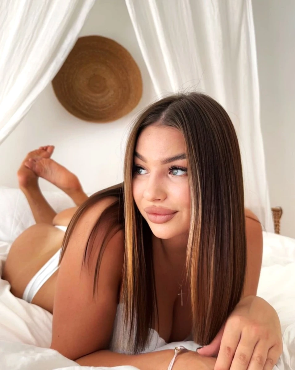 Aleksa escort in Monaco