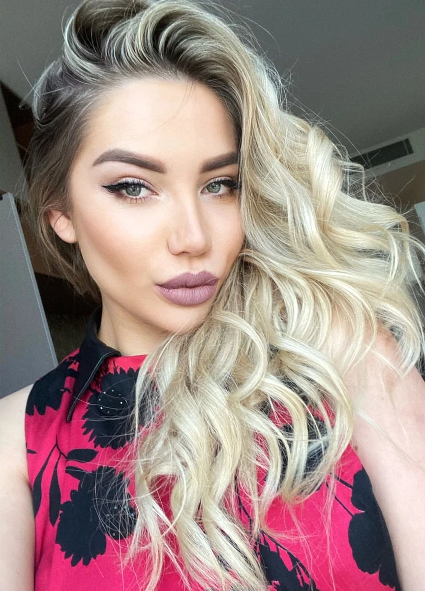 Aleksia escort in Monaco