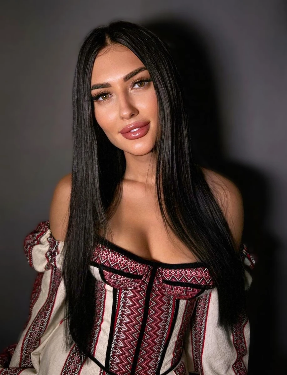 Alexandra escort in Monaco