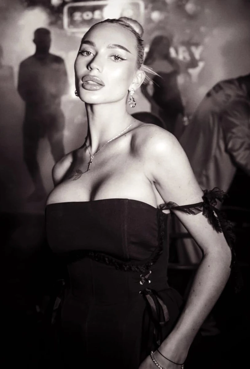 Alice escort in Monaco