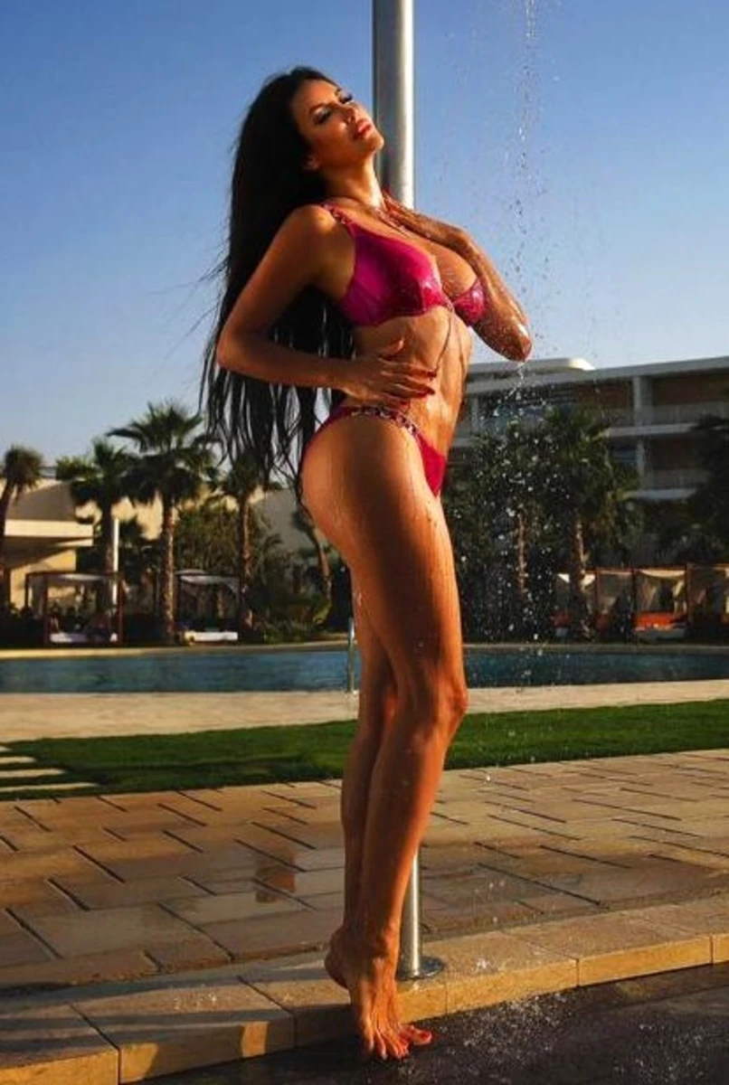 Alisa escort in Monaco