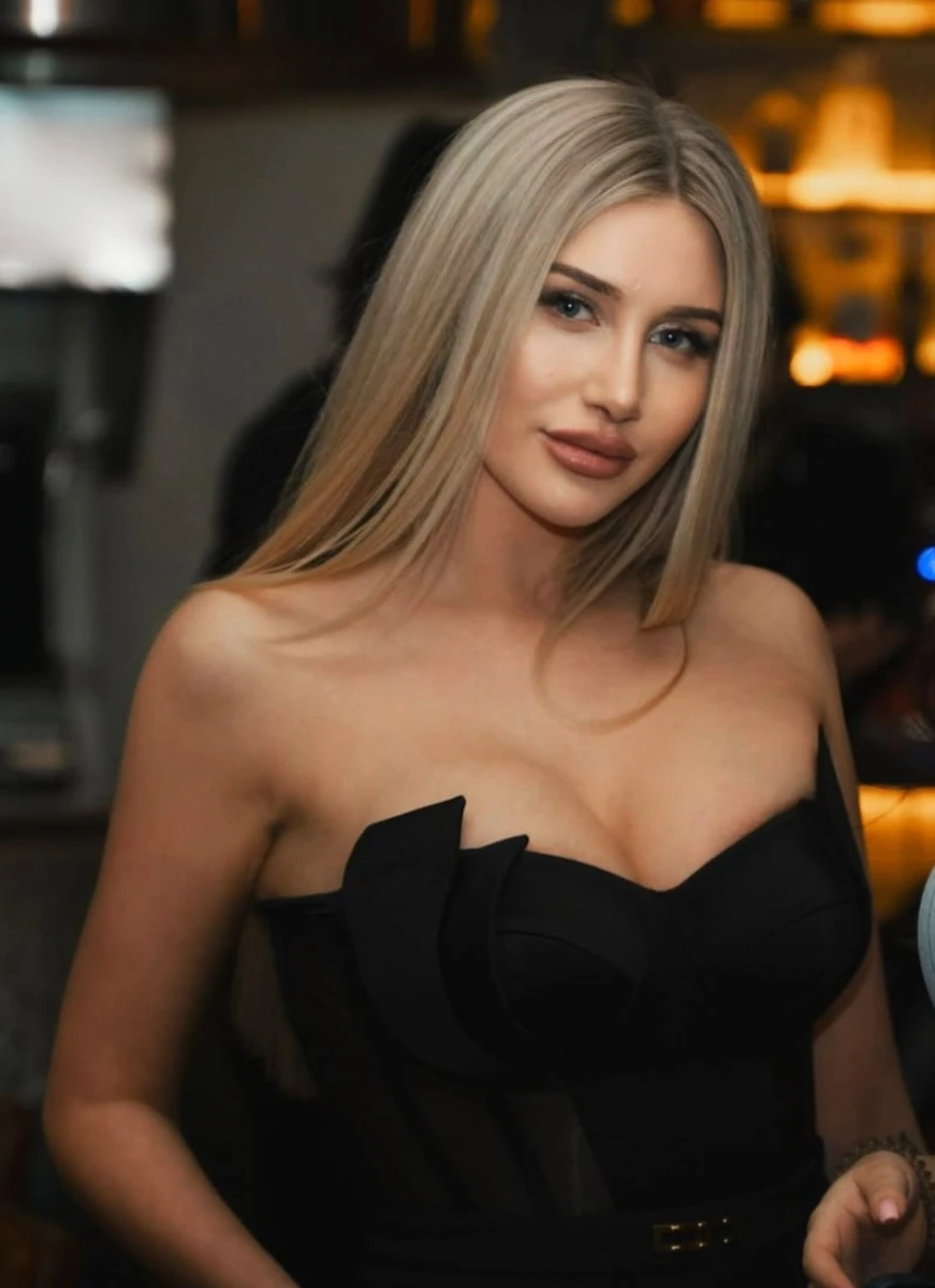 Amelia escort in Monaco