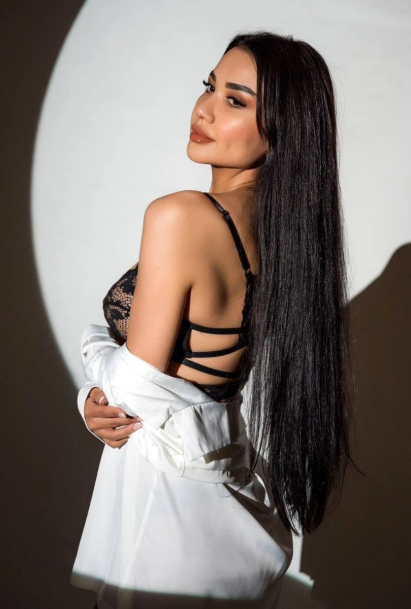 Amida escort in Monaco
