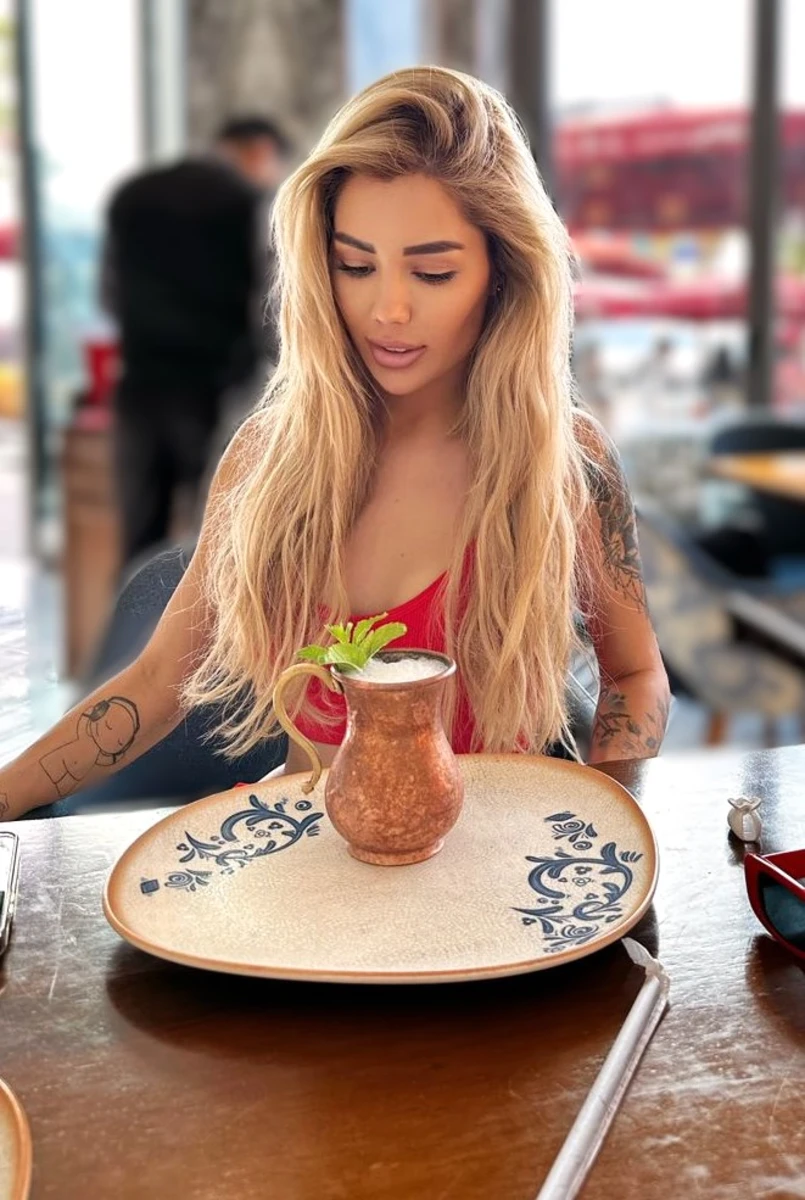 Angela escort in Monaco