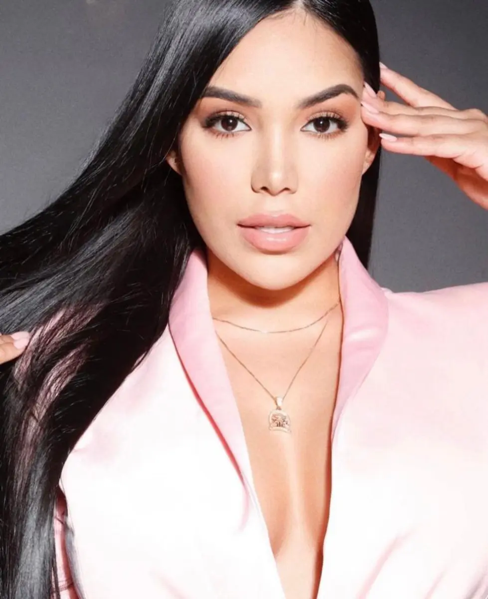  Anika escort in Monaco