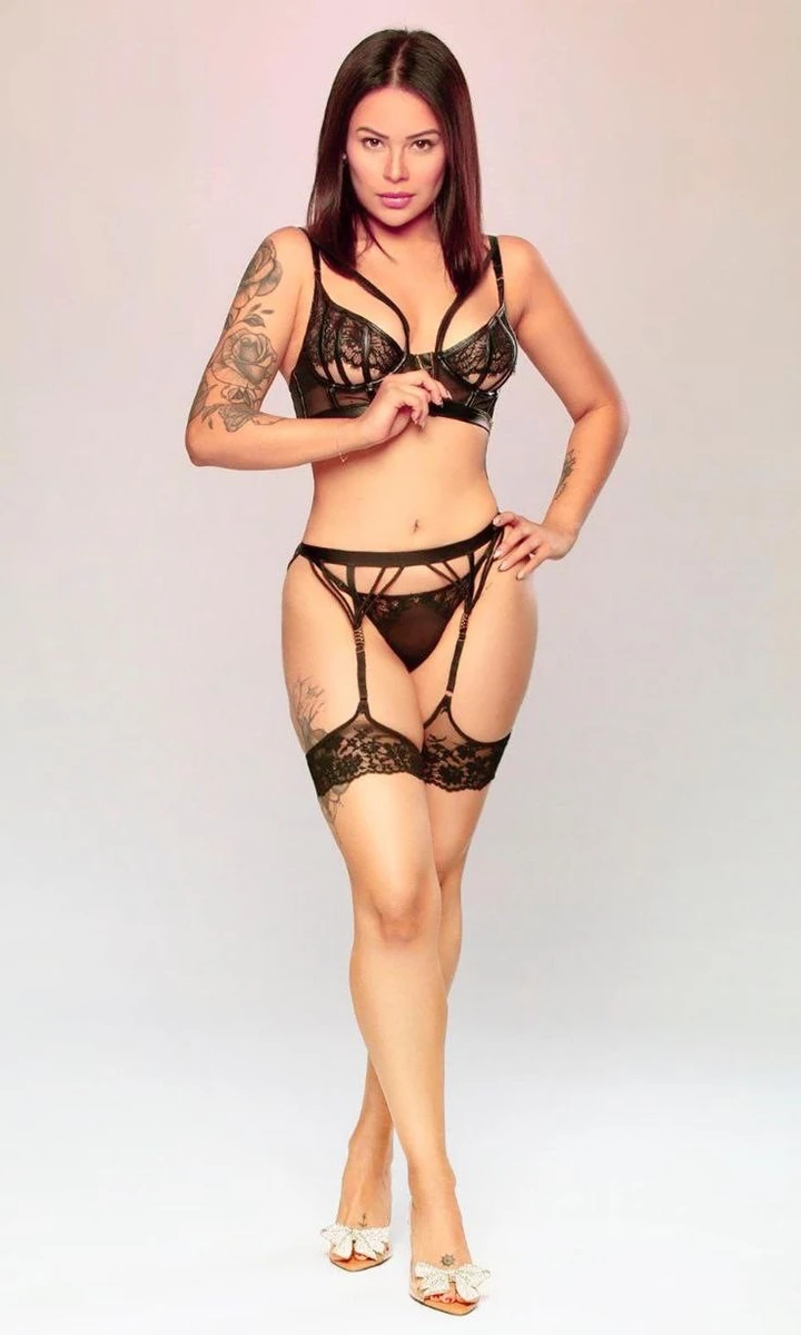Camila escort in Monaco