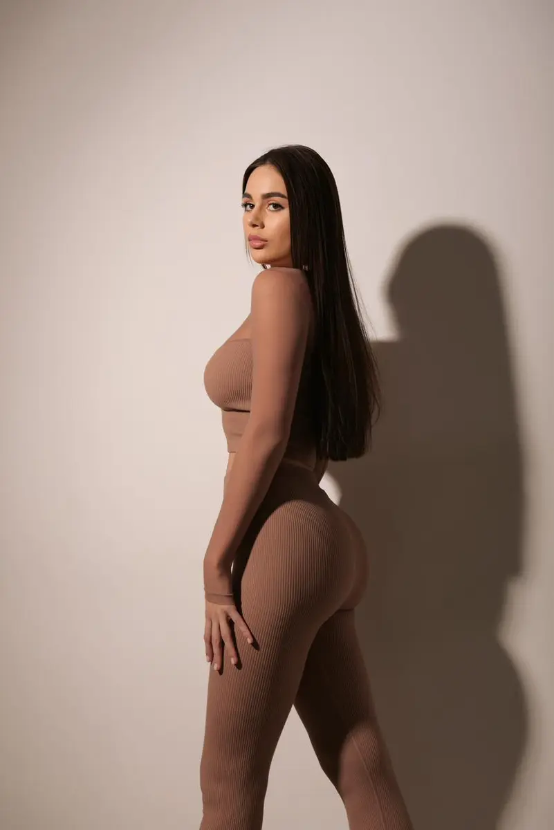 Christina escort in Monaco