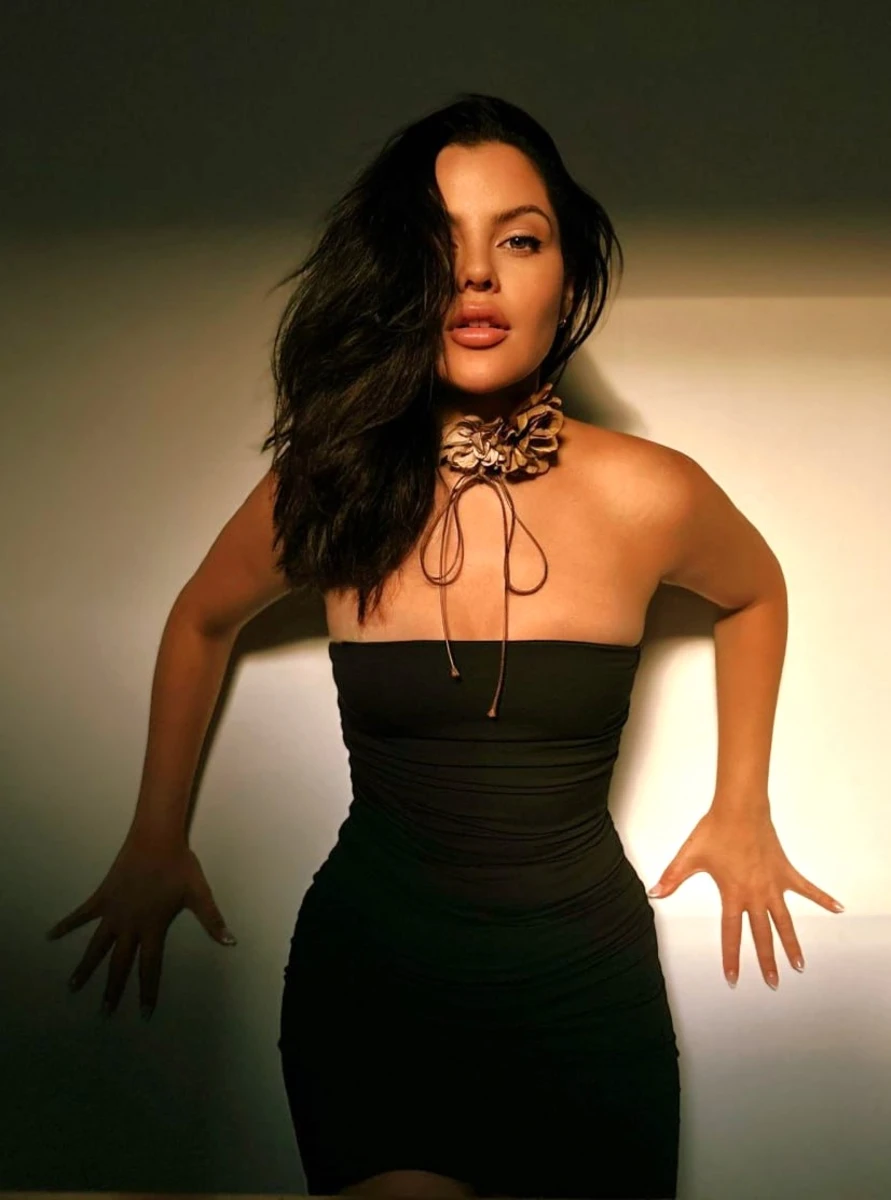 Clara escort in Monaco