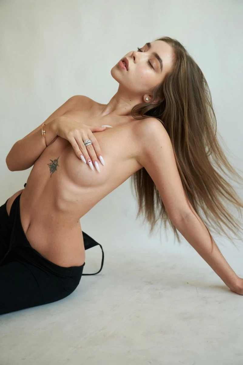 Daria escort in Monaco