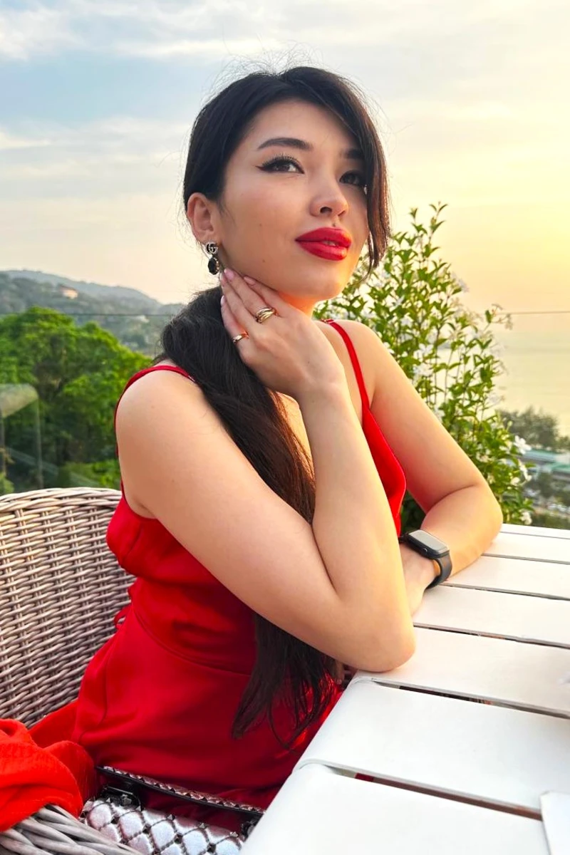 Dariya escort in Monaco