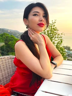 Dariya escort in Monaco
