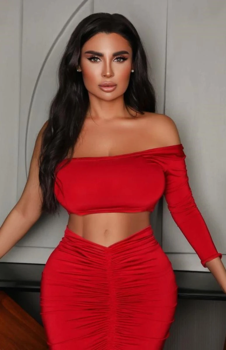 Eloise escort in Monaco