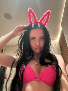 Emily escort in Monaco