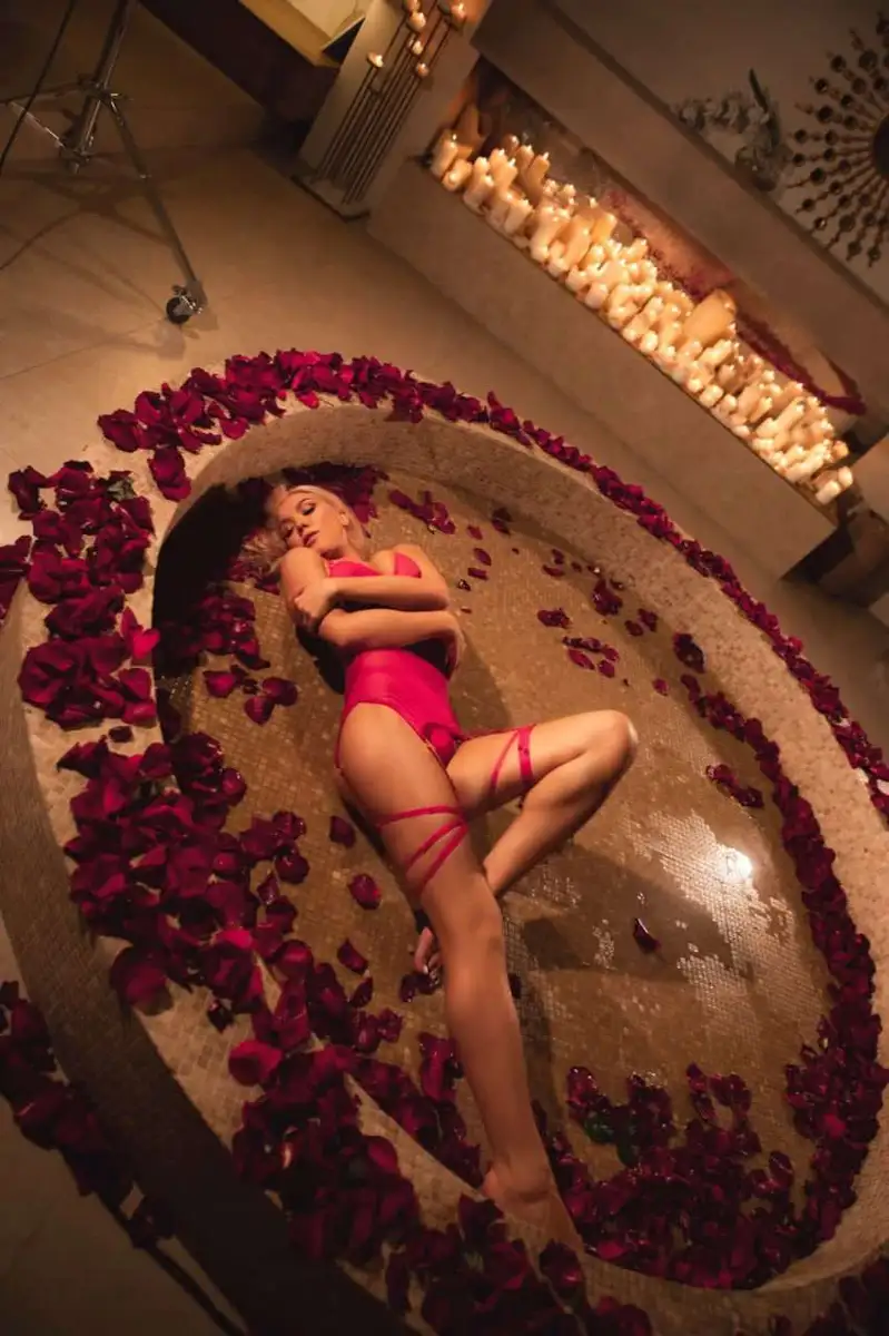 Iryna escort in Monaco
