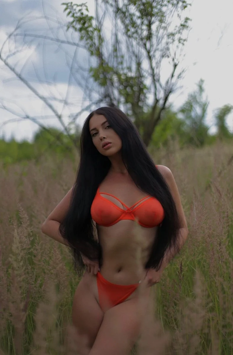 Katya escort in Monaco