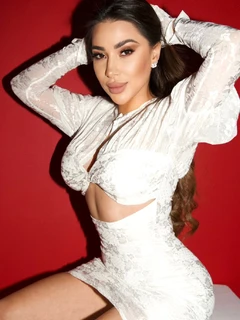  Lara escort in Monaco