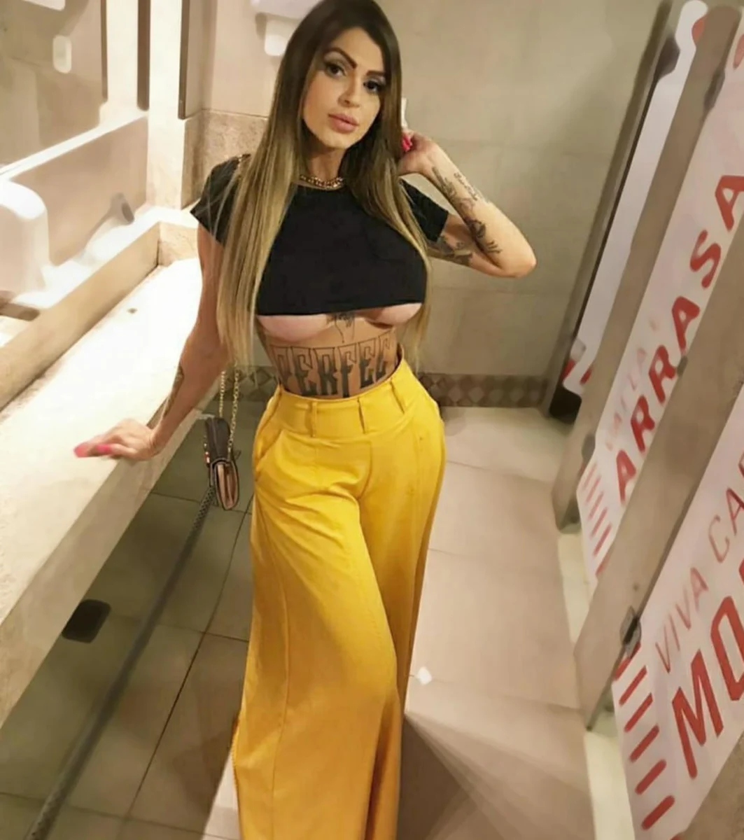 Leona escort in Monaco
