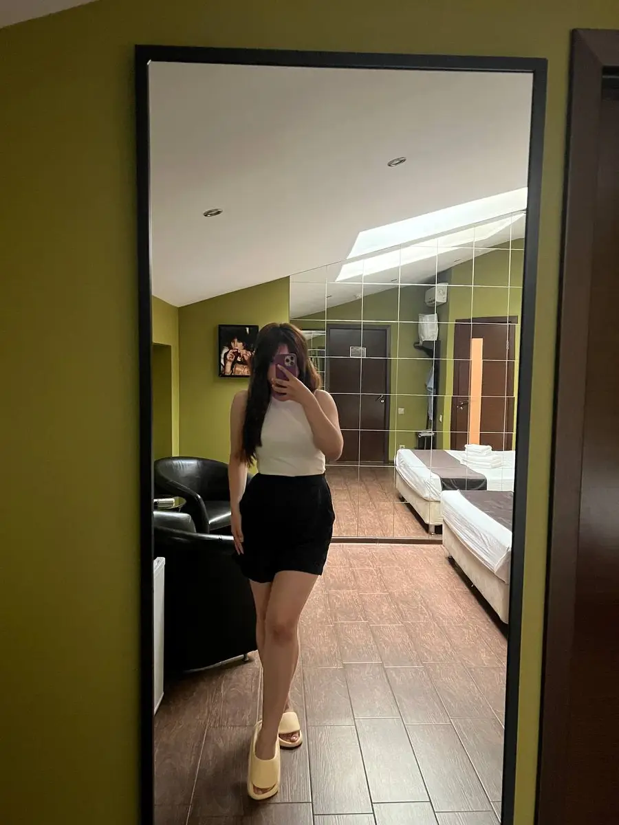 Leyla escort in Monaco