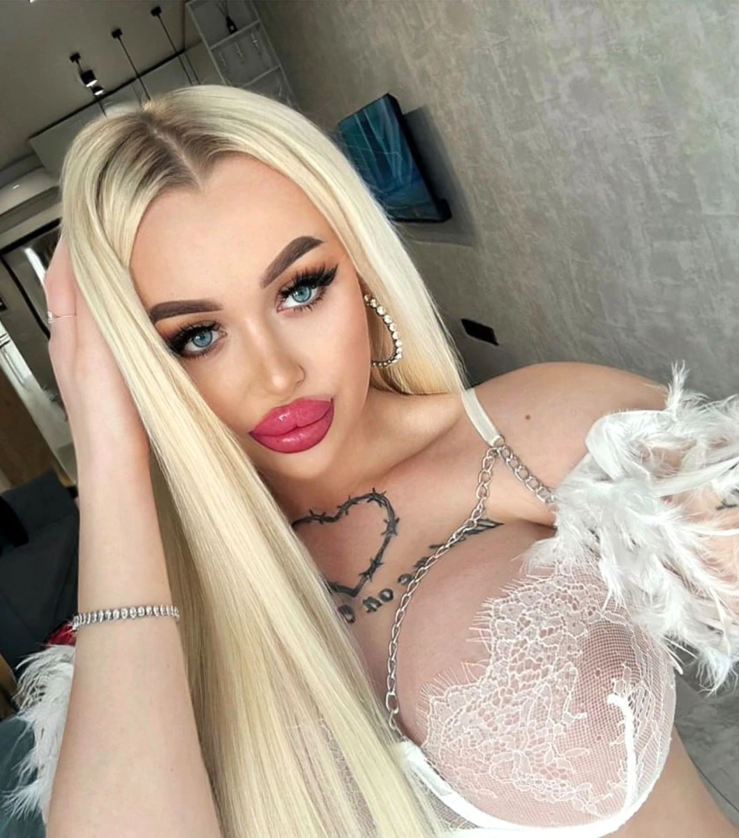 Marta escort in Monaco