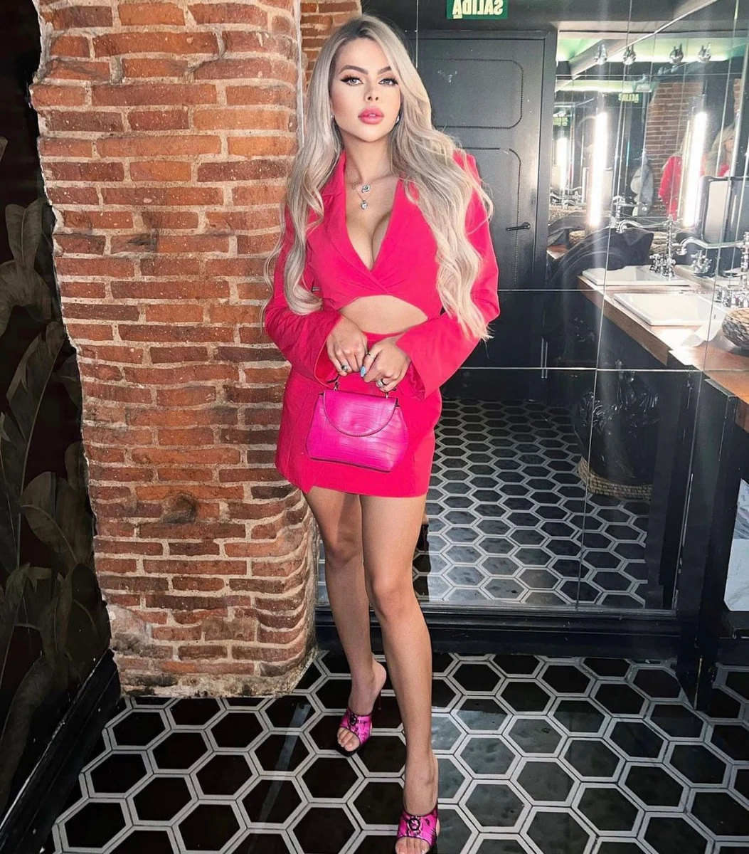 Martina escort in Monaco