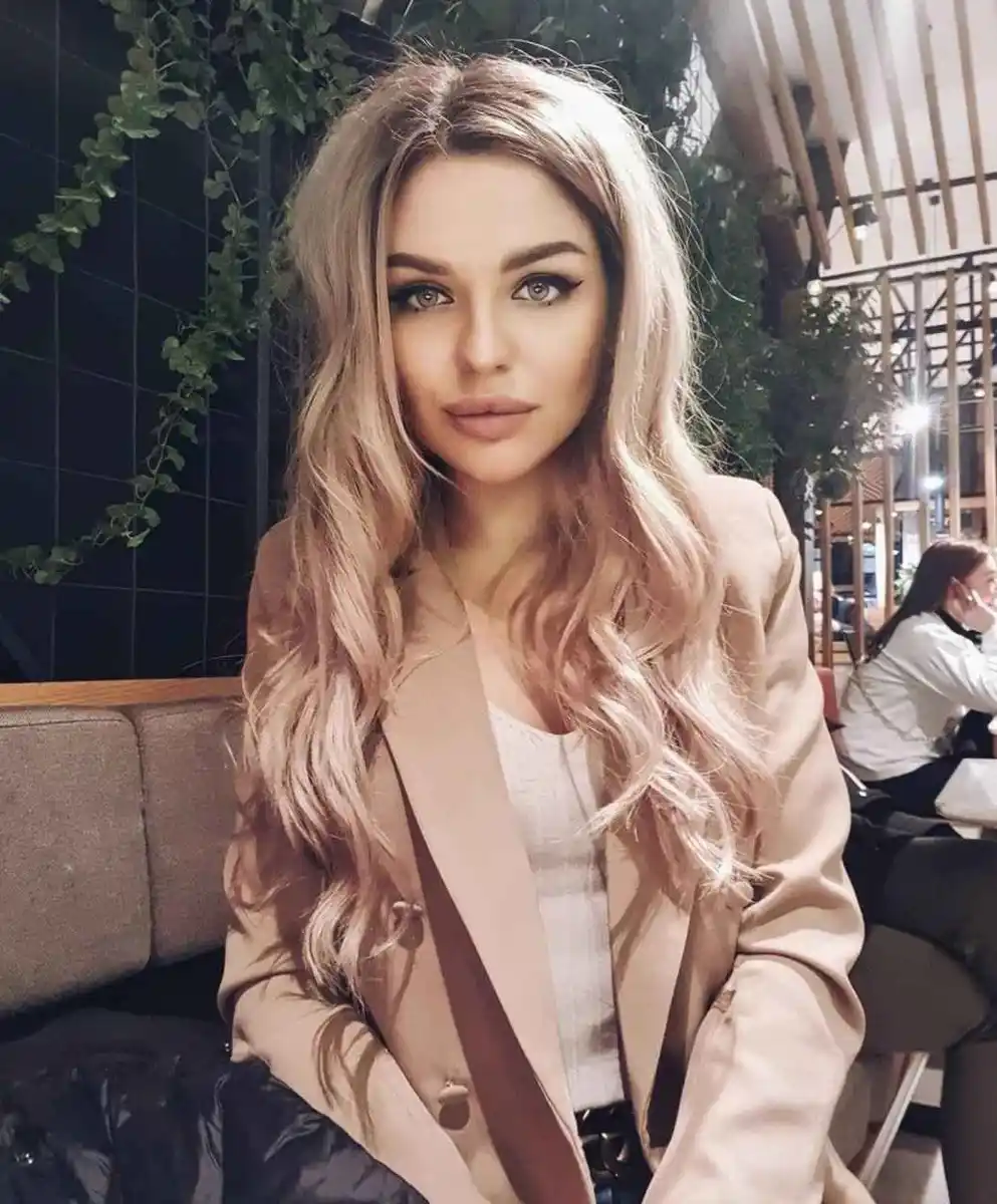 Masha escort in Monaco