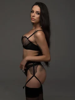Monique escort in Monaco