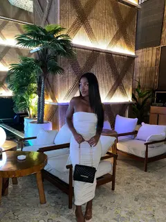 Naomi escort in Monaco