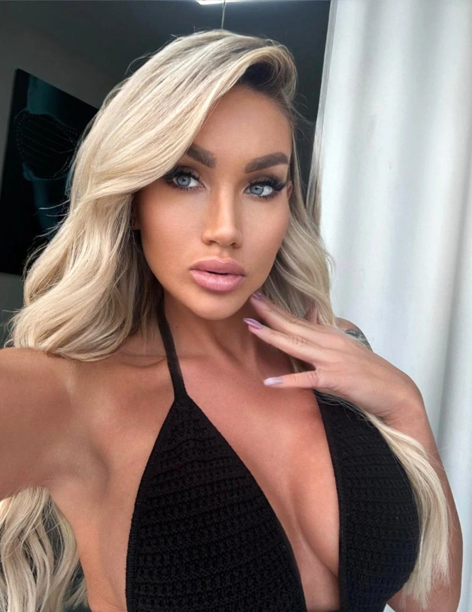 Norina escort in Monaco
