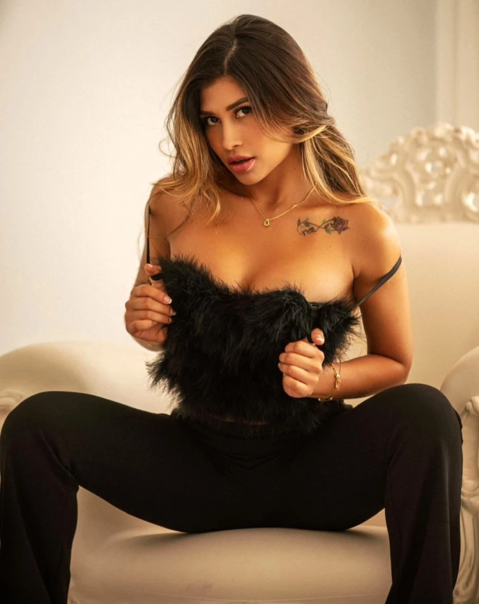 Sarita escort in Monaco