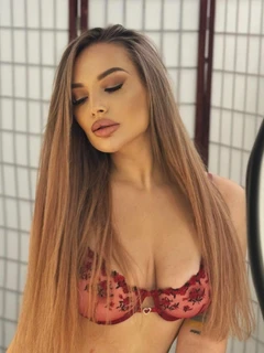 Stasy escort in Monaco