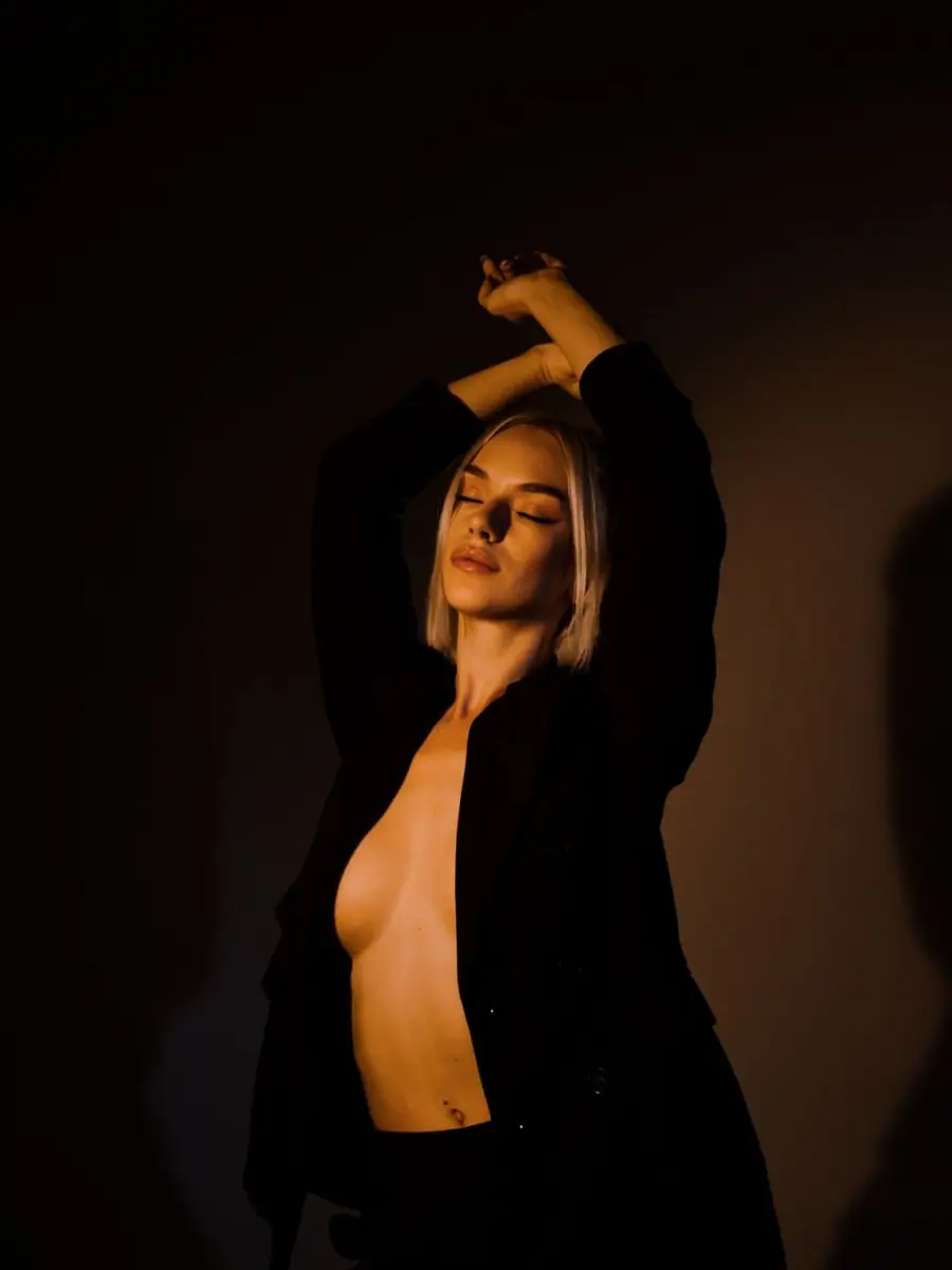 Valery escort in Monaco
