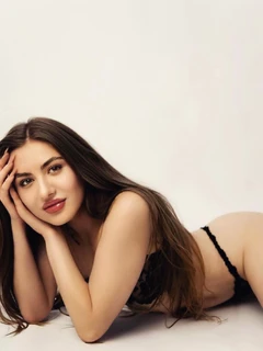 Viktoria escort in Monaco